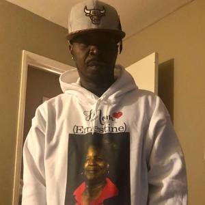 Meet your Posher, Clyde